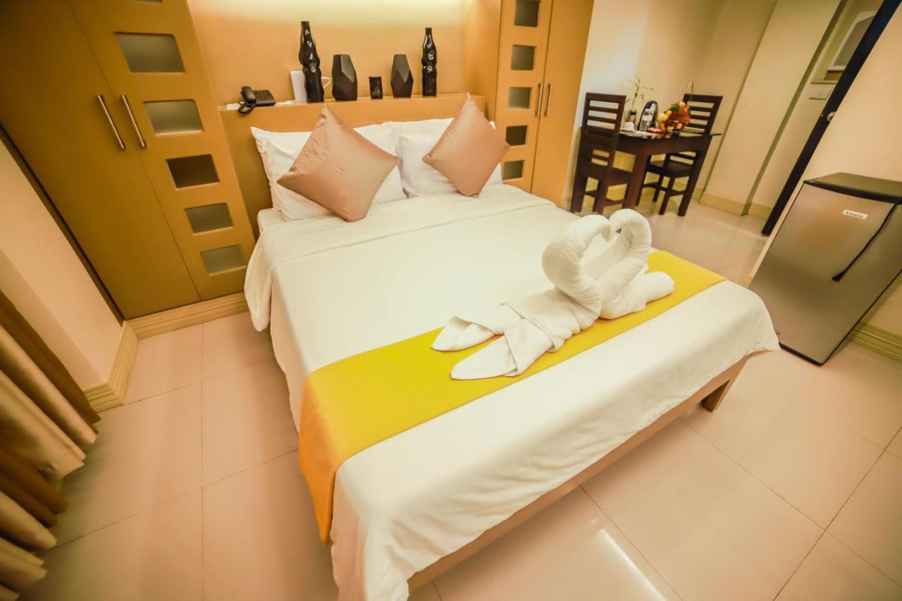 Villa Esmeralda Bryan'S Resort Hotel And Restaurant Palayan City Dış mekan fotoğraf