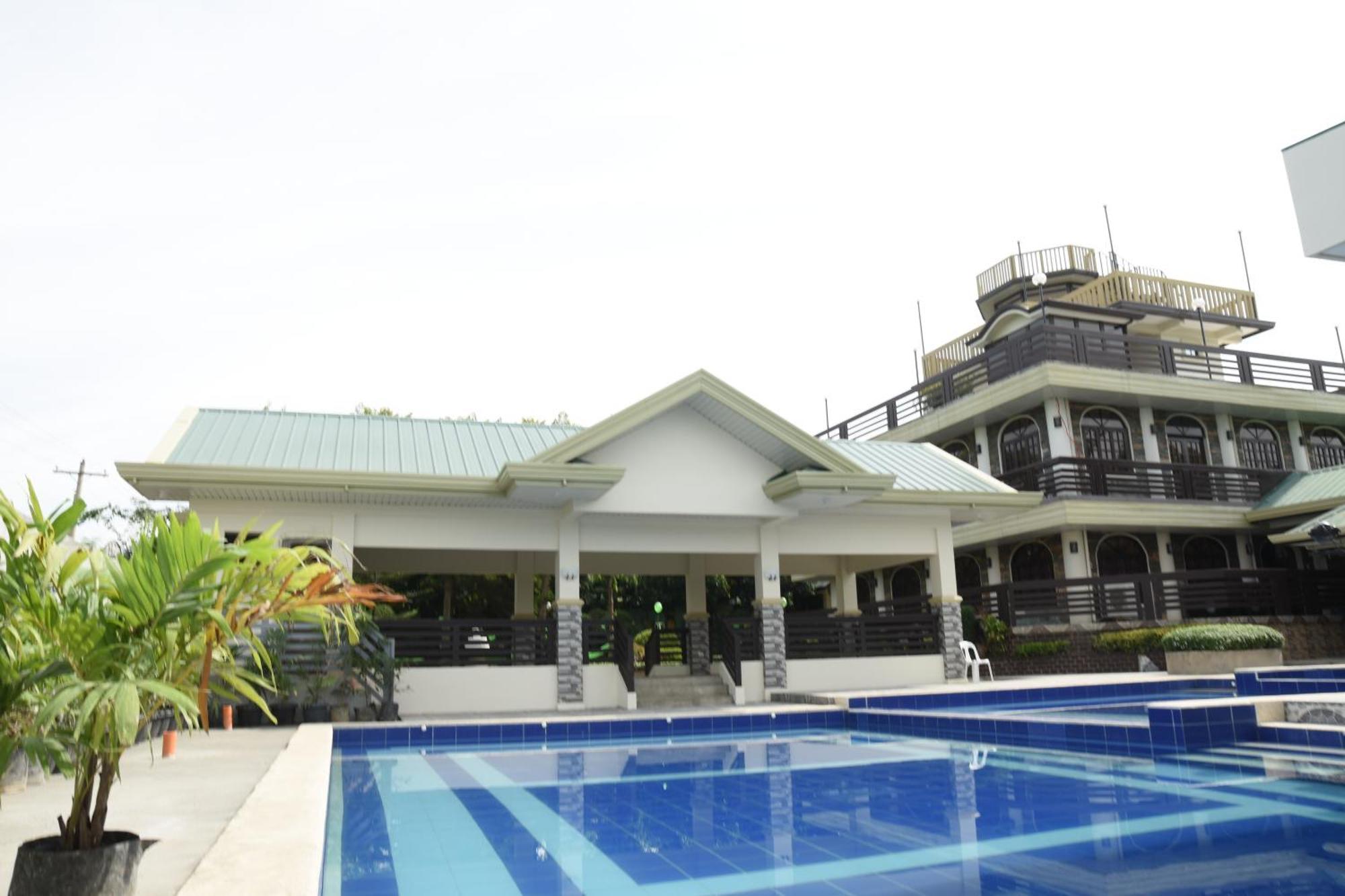 Villa Esmeralda Bryan'S Resort Hotel And Restaurant Palayan City Dış mekan fotoğraf